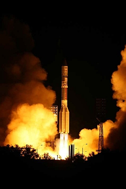 Proton-M-Start am 11. August 2009
(Bild: Roskosmos)