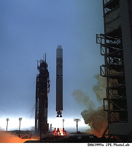 Start in Vandenberg mit QuikSCAT an Bord (Bild: NASA/JPL)