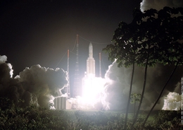 Start der Ariane 5 mit der Flugnummer V157. (Bild: ESA/CNES/Arianespace/CSG)