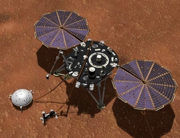Kundschafter auf dem Roten Planeten: InSight – hier eine Illustration der Sonde auf der Oberfläche – liefert wertvolle Einblicke in das Innenleben des Mars. (Bild: NASA / JPL-Caltech)