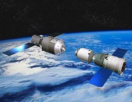 Die Raumstation Tiangong 1 (links) mit anfliegendem Shenzhou-Raumschiff (rechts).
(Bild: China Manned Space Engineering Office)