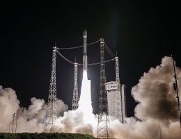 Vega-Start in Kourou zur Mission VV07
(Bilder: ESA/CNES/Arianespace/CSG)