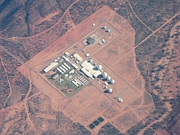 Pine Gap 2008 (Bild: Wikipedia)