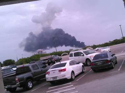 Rauchschwaden am Startkomplex 40 in Florida
(Bild: NASA TV)
