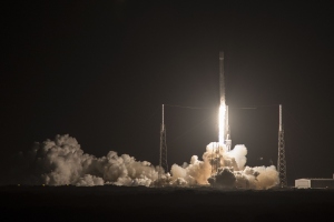 Start Falcon 9 mit JCSAT-16
(Bild: SpaceX)