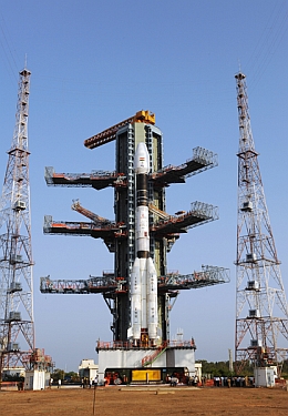 GSLV-D3 auf der Startrampe (Bild: ISRO)