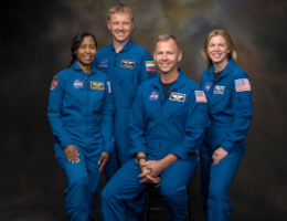 Offizielle Porträts der SpaceX Crew-9 der NASA mit (v.l.) Zena Cardman, Aleksandr Gorbunov, Nick Hague und Stephanie Wilson. (Bild: NASA)