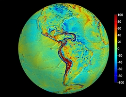 Das Gewicht von Wasser Die Beobachtungen von GRACE unterscheiden sich so sehr von anderen Arten von Hydrologiedaten, dass die Forscher innovative Techniken entwickeln mussten, bevor sie den neuen Datensatz verwenden und ihn mit anderen Beobachtungen und Modellen kombinieren konnten. Innerhalb von ein oder zwei Jahren nach dem Start lieferte der GRACE-Datensatz jedoch neue Erkenntnisse darüber, wie sich der Wasserkreislauf verändert, insbesondere an Orten, die von der Oberfläche aus kaum zu überwachen sind. Auch heute noch entwickeln Forscher weiterhin neue Techniken zur Verarbeitung und Analyse der Daten, um Informationen zu erhalten, die nicht von anderen Sensoren gemessen werden. Die Karte zeigt, wo das Schwerefeld der Erde vom berechneten Modell abweicht. Rote und gelbe Farben zeigen die Bereiche an, an denen es größer ist, dunkelblaue Farben kennzeichnen die Bereiche, bei denen es geringer ist als in der Simulation. Auch diese Messungen werden die GRACE-C-Satelliten voraussichtlich ab dem Jahr 2028 fortsetzen. (Bild: NASA/JPL-Caltech)