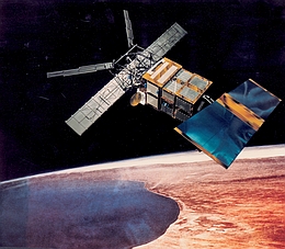 ERS-2 über der Erde - künstlerische Darstellung. (Bild: ESA)