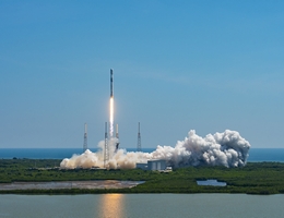 Falcon-9-Rakete startet mit Euclid an Bord. (Bild: ESA)