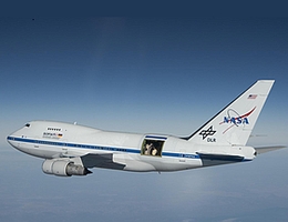 Fliegendes Infrarotobservatorium SOFIA (Bild: NASA/Jim Ross)