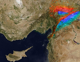 Veränderungen an der Landoberfläche. (Bild: DLR (enthält Copernicus data, DLR, ESA, GEP, Terradue))