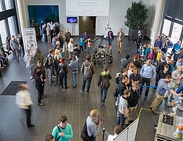 Immer gut besucht: Der Tag der offenen Tür des DFKI in Bremen. (Bild: DFKI, Annemarie Popp)