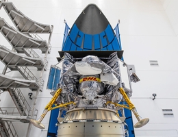 Peregrine vor dem Start nach der Integration auf der Trägerrakete. (Bild: United Launch Alliance (ULA))