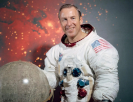 Porträt des NASA-Astronauten Jim Lovell Bild: NASA